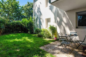 Charming flat with garden terrace and parking in Vannes - Welkeys